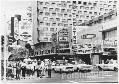 orig. Photo Las Vegas Fremont Street Hotel Casino Pepsi Cola Advertising USA 1960s