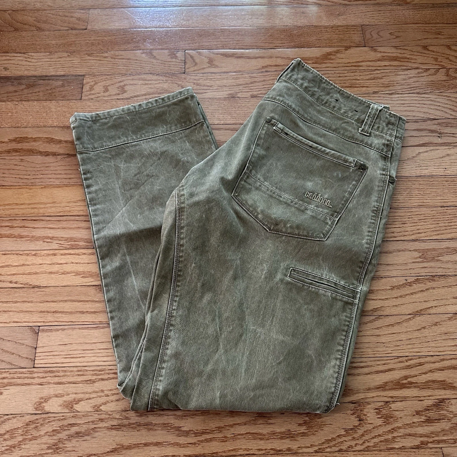 KUHL Ryder Pants Vintage Patina Dye Mens 33x32 Green Canvas Hiking Distressed