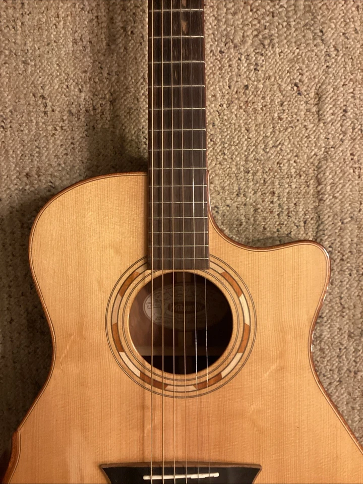 Washburn Comfort WCG25SCE Acoustic Electric Guitar HAS A REPAIR! SOUNDS GREAT! - Image 4 of 4