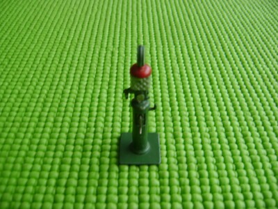 Dinky Toys France 49A - Pompe à Essence Colonne Jaune, Miniature Ancienne
