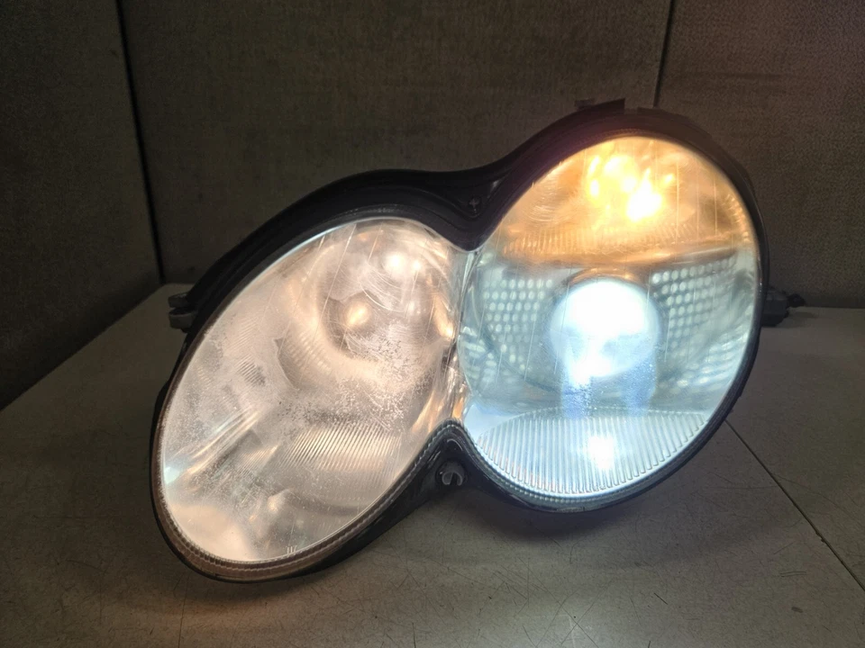 03-08 Lámpara Faro Xenón/HID Izquierdo Mercedes-Benz SL500 SL55 230 Tipo OEM Foto 4 de 4