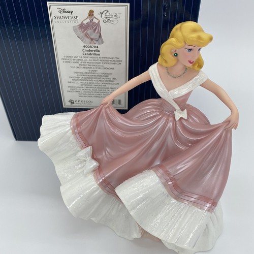Nueva Figura Disney Showcase Couture de Force - Cenicienta 6008704 - Imagen 2 de 11
