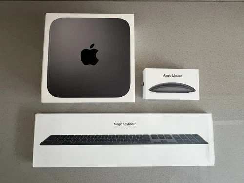 Apple Mac Mini 3.0GHz I5 6-Core 8GB/512GB Space Gray Apple-keyboard & Mouse MINT