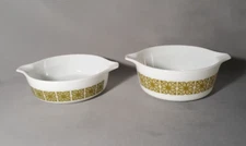 2 New Vintage Pyrex 1966 Autumn Floral Verde Dishes 1 Pint 471, 1 1/2 Pint 472.