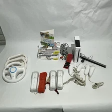 Nintendo Wii Console Bundle w Controllers & 8 Games