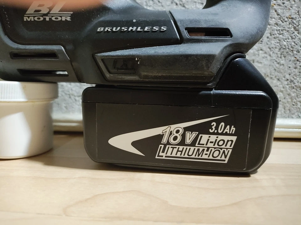 NEW Makita Brushless XRJ07 Cordless Compact Reciprocating Saw 18 Volt XRJ07ZB - Image 3 of 3