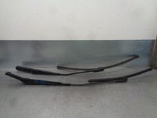 8X1955408A1P9 WISCHARM SCHEIBENREINIGUNG VORN RECHTS / 8X1955407A1P9 / 4041051 F