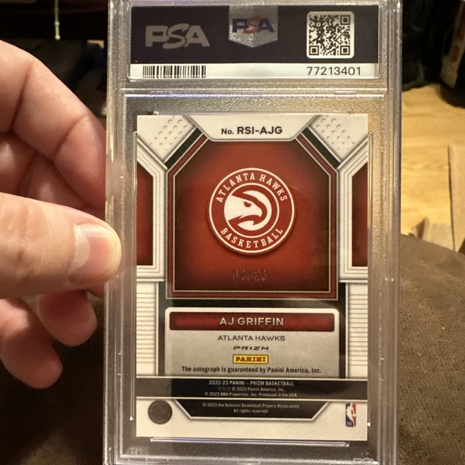 AJ GRIFFIN 2022 PANINI PRIZM Rookie SIGNATURES MOJO Prizm /25 PSA 9 Hawks - Image 3 of 4