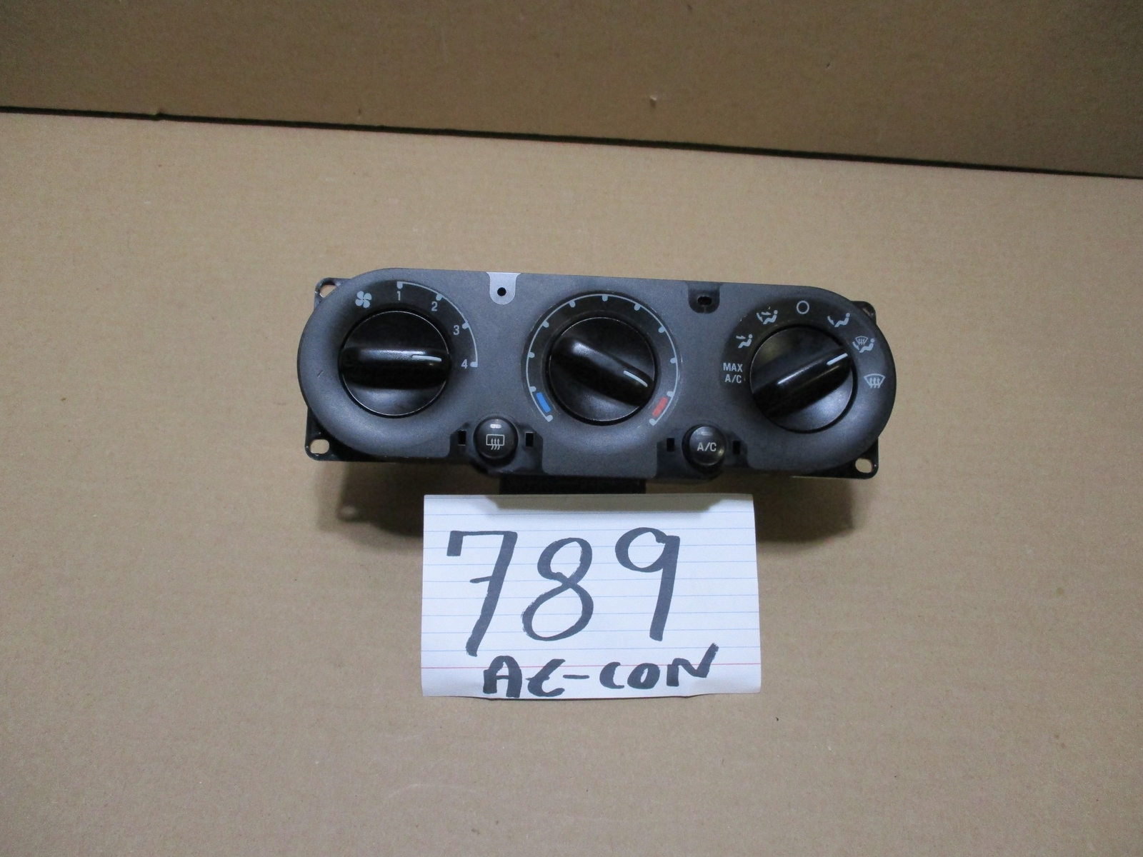 02 03 04 05 Ford Explorer AC and Heater Control Used Stock #789-AC