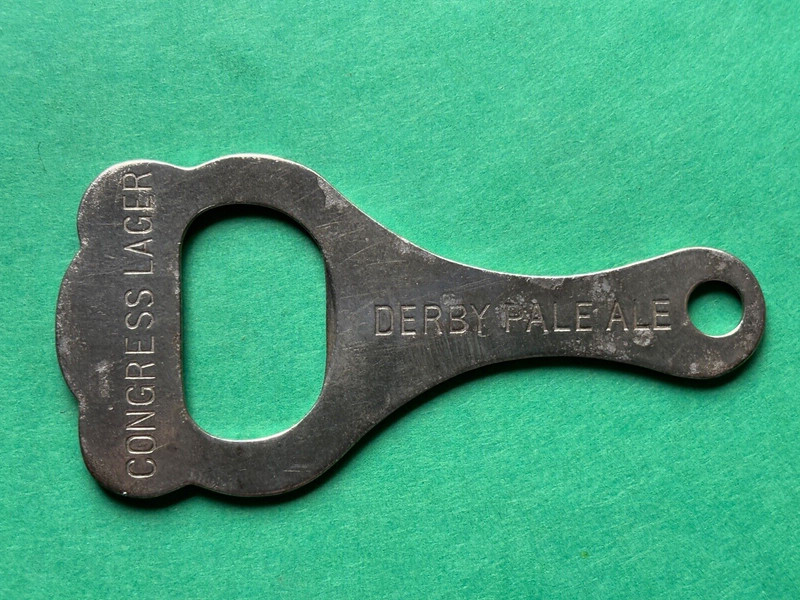 VINTAGE CONGRESS BEER DERBY ALE BLACK BASS ALE BOTTLE OPENER SYRACUSE NEW YORK