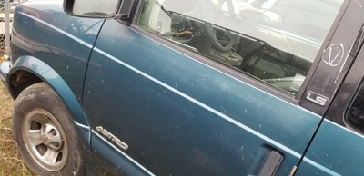 blue chevy astro