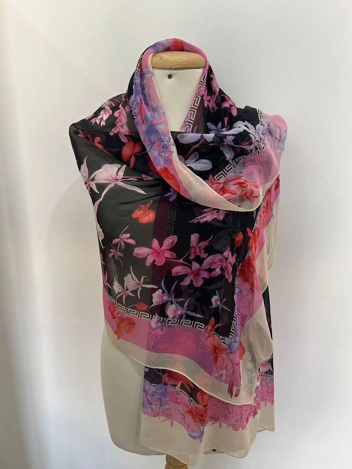 S10# Versace bufanda de seda multicolor tiene tirones y manchas Foto 2 de 4