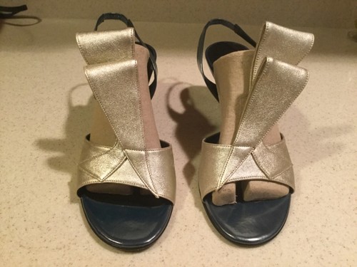 Gibellieri Patent Leather/Gold Leather Slingback Heel Sandals Sz 38 NWOB - 第 1/9 張圖片