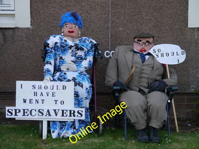 Photo 12x8 Should Have Gone To Specsavers... Greenlaw/NT7146 On West High c2014