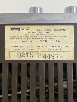 Montgomery Wards Airline Solid State AM FM Radio Model GEN 6111A