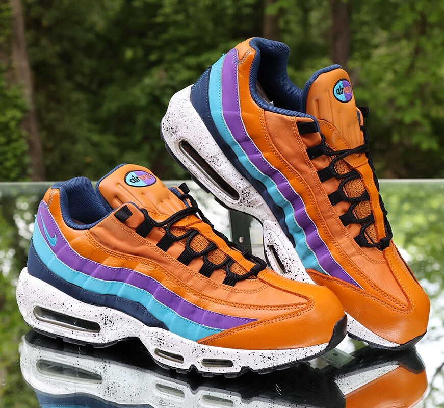 Nike Air Max 95 Monarch Men's Size 13 Orange Blue Custom 538416