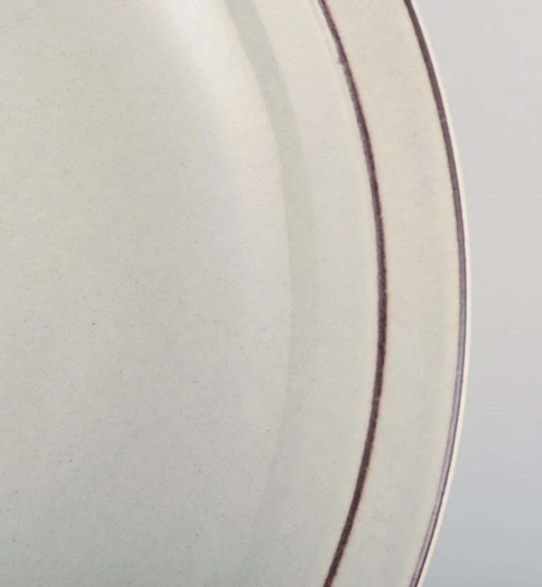 Bing & Grøndahl "Colombia". Set di sette piatti profondi in gres. - Immagine 3 di 4