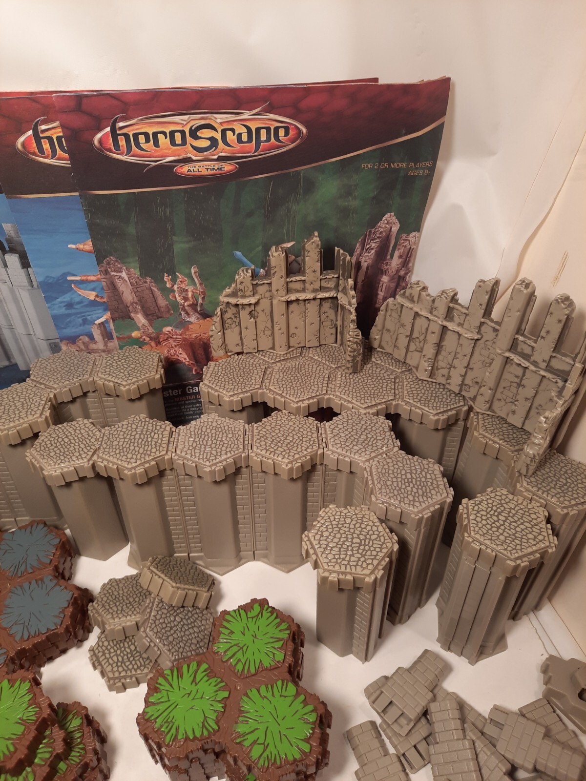 Massive Heroscape Lot / Tons of terrain, Dozens of Figures, 235 Pieces