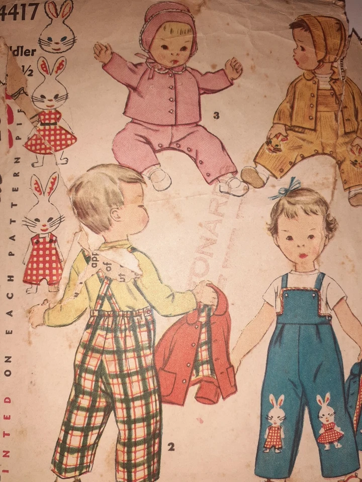 Mono con tirantes Simplicity 4417 chaqueta sombrero patrón de costura 6M 1/2 de colección hermano hermana Foto 2 de 4