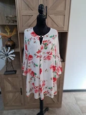 Umgee Women's Med Floral Bell Sleeve Dress Keyhole Neckline Cottagecore Prairie