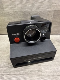 Vintage VTG Black Polaroid Pronto! Land Instant Camera #1515. UNTESTED