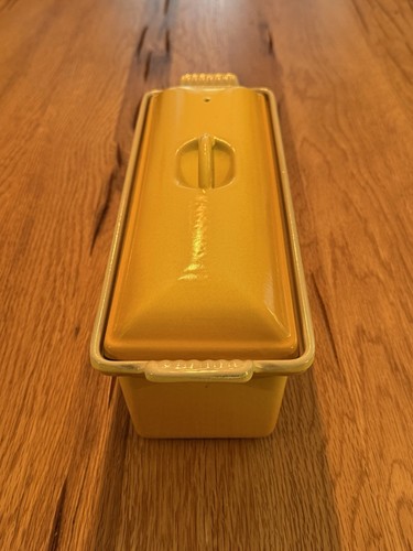 Vintage Le Creuset Yellow 32cm Pate Terrine & Lid Made In France - New In Box - Picture 10 of 10