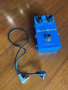 Fulltone Octafuzz 2 Fuzz and Octive pedal w/power adapter