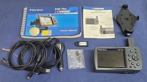 Garmin / West Marine 276C Portable Color Chartplotter GPS Kit w Charts