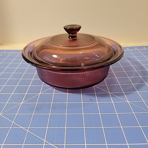 Pyrex Vision Corning Ware 24 Unzen Cranberry V-30-B Auflaufform mit Glasdeckel USA - Bild 1 von 5