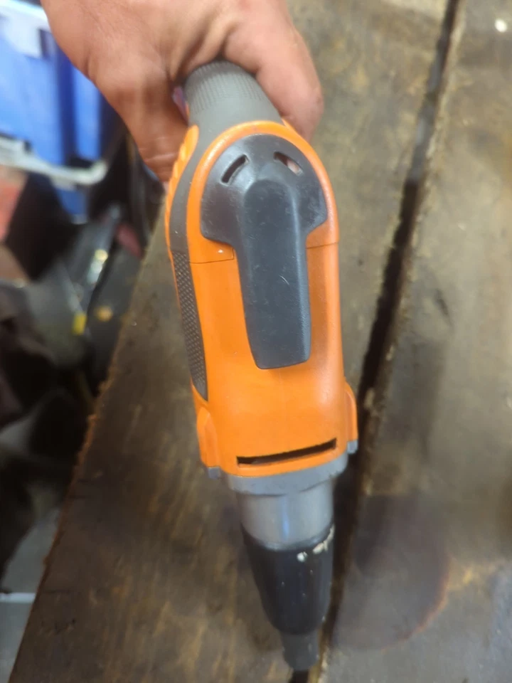 Ridgid R6000-1干墙螺丝枪 — 第 4/4 张图片