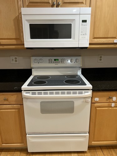 All Kitchen Appliances , Side By Side Refrig, Stove , Dishwasher Microwave Oven