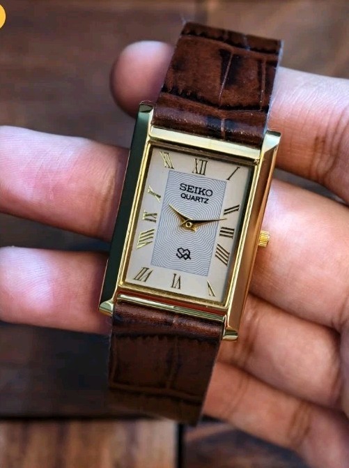 Vintage Seiko Slim Tank Mens Wristwatch With Rare Gray Face