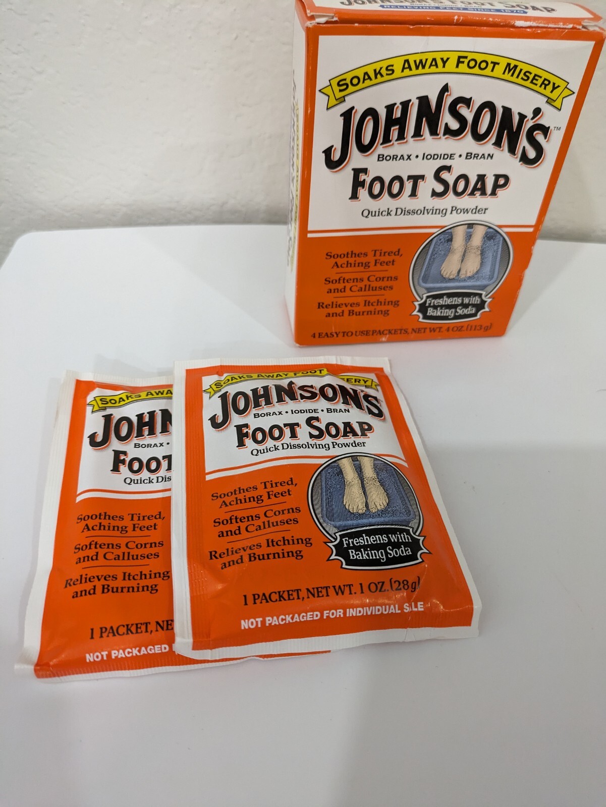 JOHNSON'S FOOT SOAP POWDER 1 BOX OF 2 PACKETS SOOTHES TIRED ACHING FEET