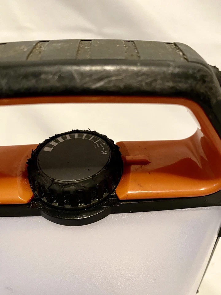 Bushnell TRKR 1000 流明多功能多色防水灯 — 第 2/4 张图片