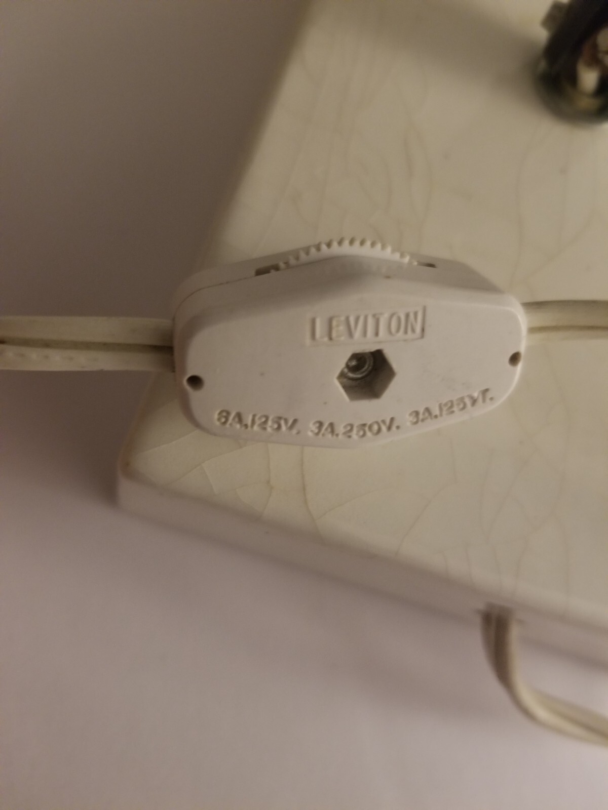 Byron Molds 1971 Little Boy Praying Ceramic Moulded Statue With Lamp & Music Box