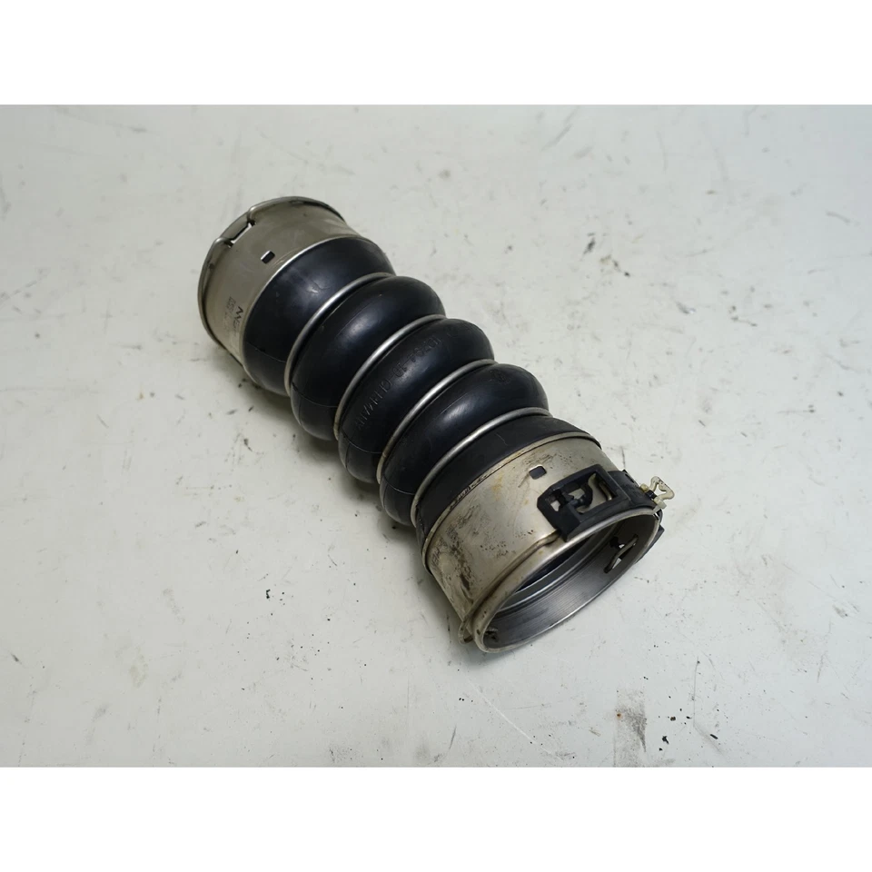 2014-2016 BMW F10 535d F02 740Ld N57 Diesel Charge Pipe Turbo to Intercooler OEM — 第 2/4 张图片