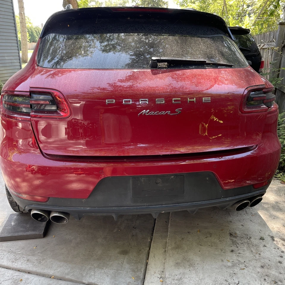 Porsche Macan 2018 rojo pieza completa pedir disponibilidad Foto 3 de 4