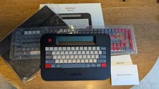 Freewrite Alpha With Nintendo NES Inspired Keycaps & Felt Sleeve - Read Descrip.
