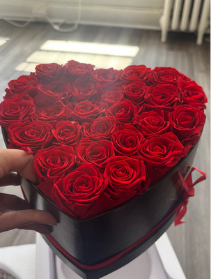 Red Eternity Roses, Valentines Day, Glamour Boutique (instructions inside)