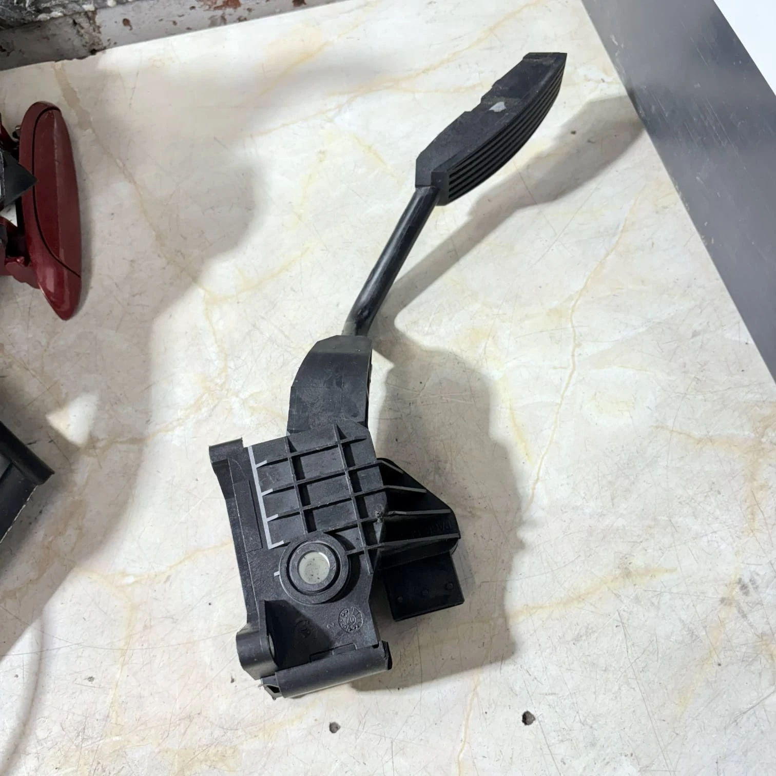 Fiat accelerator throttle pedal assembly 55702021 actual item
