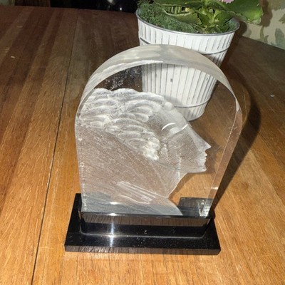 S.MAN vintage Reverse Ladies Face Carving On Lucite Figurine