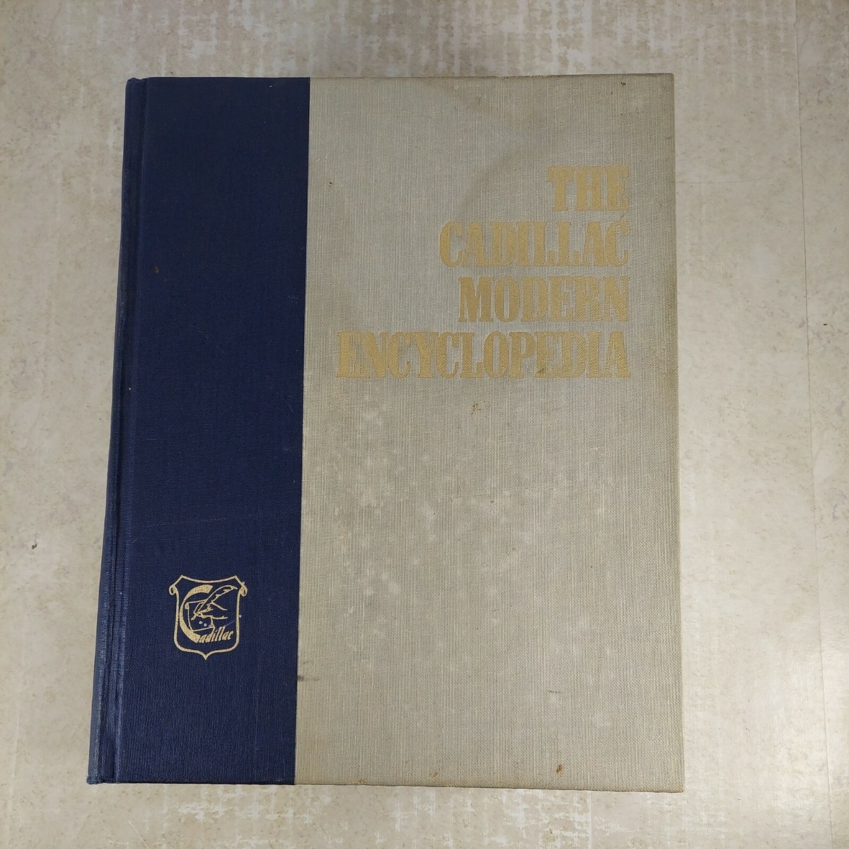 Cadillac Modern Encyclopedia William Jaber, 1973 1st Edition