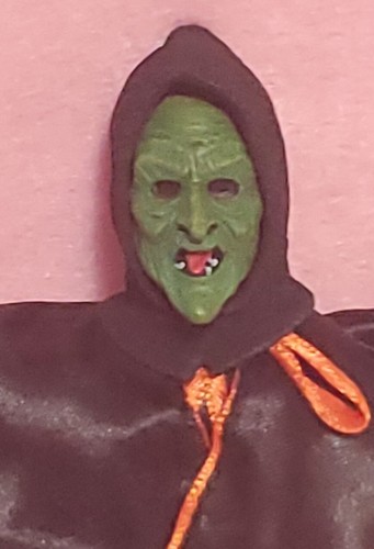 HALLOWEEN III 3 SEASON OF THE WITCH ACTION FIGURE WITH ACCESSORIES NECA - Picture 6 of 6