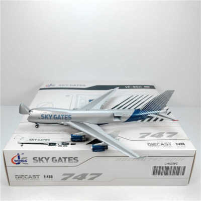 1:400 JC Wings SKY GATES BOEING B747-400F Passenger Airplane Diecast Model