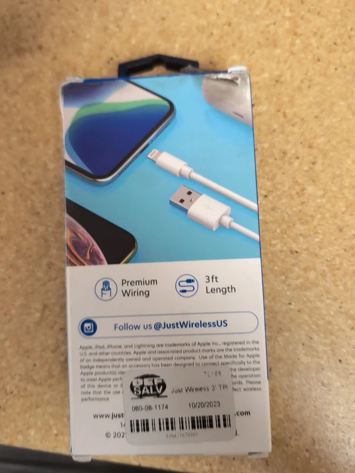 Just Wireless 3ft Charging Cable - In White - Image 2 of 3