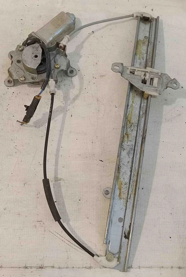 Nissan Altima 1994 regulador de ventana delantera derecho usado OEM Foto 3 de 3