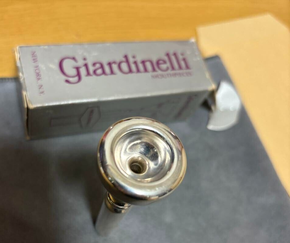 GIARDINELLI 7M ジャルディネリ　トランペット　マウスピース 旧刻印 GIARDINELLI 7M トランペット マウスピース ジャルディネリ