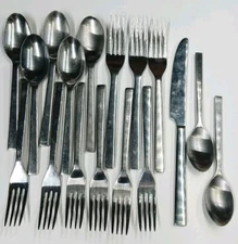 Oneida Chef's Table Flatware Lot 17 Pc