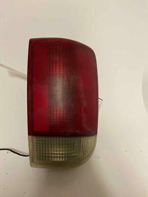 Tail Light Assembly BLAZER S10/JIMMY S15 Right 95 96 97 98 99 00