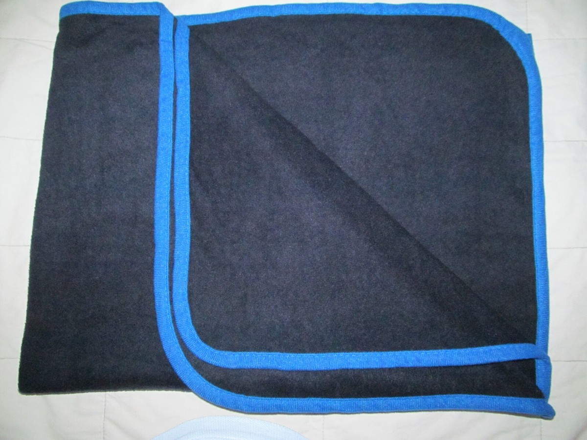 DELTA AIRLINES Premium Select cabin long haul fleece travel